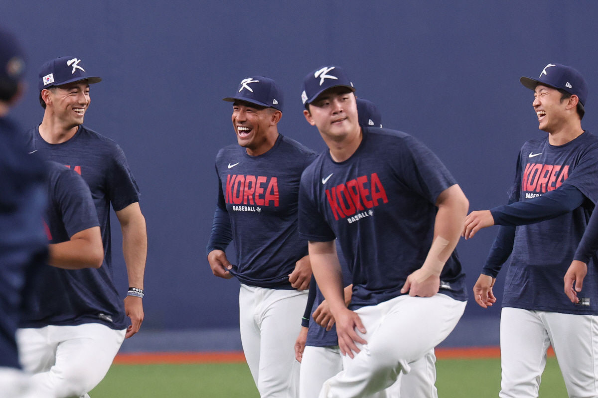 '전격 공개' 韓 첫 공식 연습경기 선발, 왜 이 선수인가…메이저리거까지…