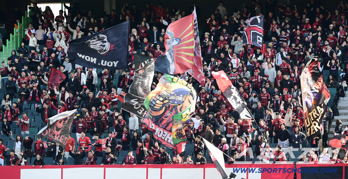 대이변! '승격팀'이 '디펜딩챔피언' 잡았다...'갈레고 멀티골' 부천,…