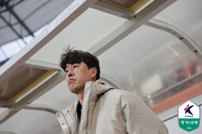 세르지우-이정규 감독, 데뷔전서 승점 나눠 가졌다...'이탈로 퇴장' 제…