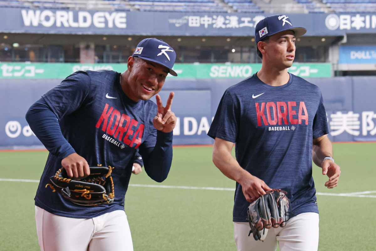 "엄마 한국어 왜 안 알려줬어?" 韓 비밀병기 될 줄이야…김도영·노시환·…