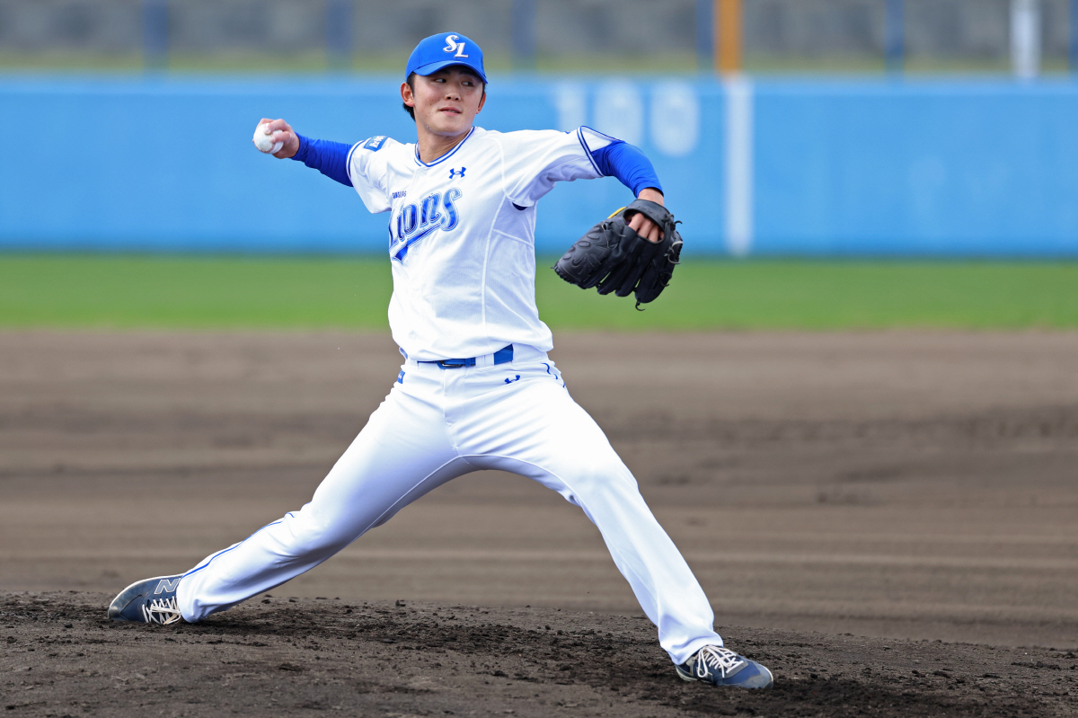 집단 '팔꿈치 돌림병' 전전긍긍 삼성, '광속 아쿼' 미야지,140㎞ 초…