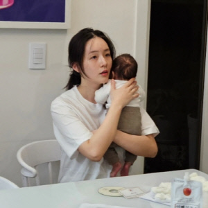 KCM 아내, 삼남매 육아에 결국 털어놨다 