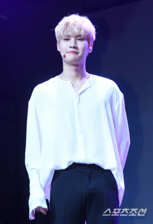 '프듀2' 출신 아이돌, 음주운전 막다가 폭행당했다…