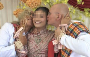 친구 사이 남성 2명과 동시에 결혼한 여성…