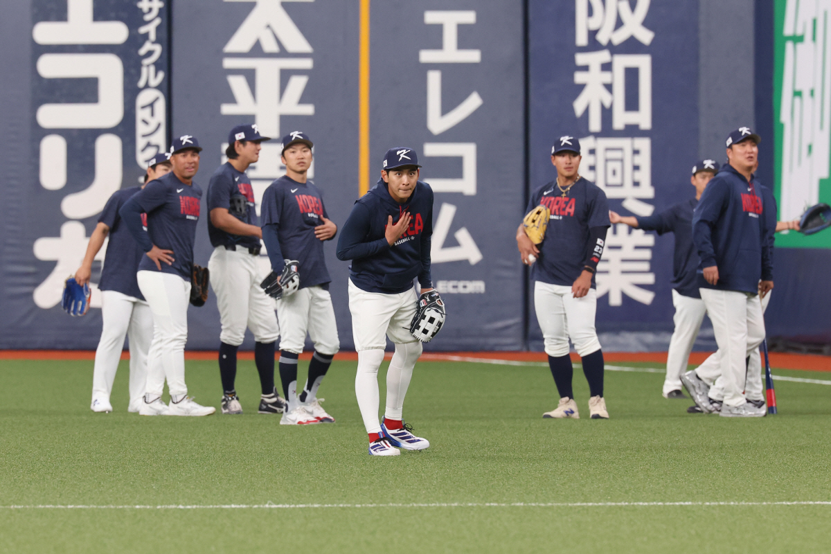 "곽빈-더닝 선발" 韓 원투펀치 구상 나왔다, 최상의 라인업 구상은 어떻…