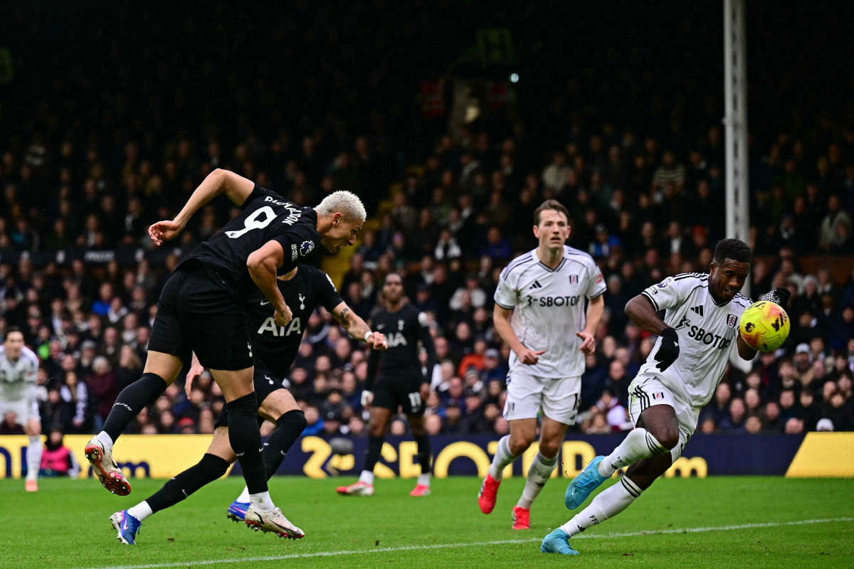 "얘들아, 우리 팀은 세가지 문제가 있어. 공격, 중원, 수비야" '강등…