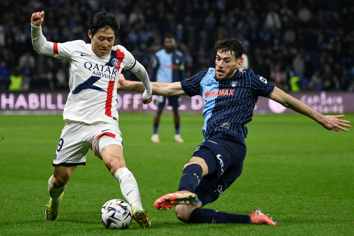 "韓 축구 최고 재능 초대박!" LEE 러브콜 폭발→PSG 입지 굳건…이…