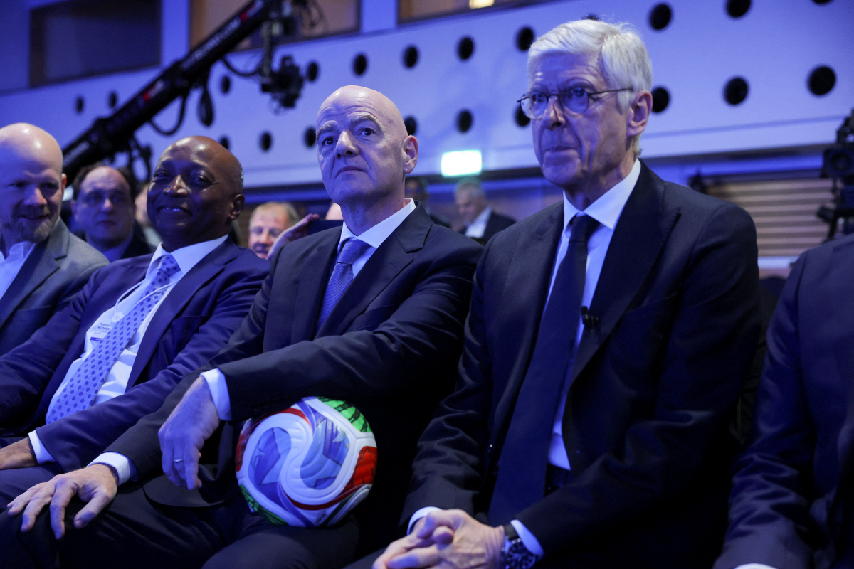 '침투 장인' 손흥민 득점 폭발 초대형 호재, 벵거룰 시범 도입...미국…