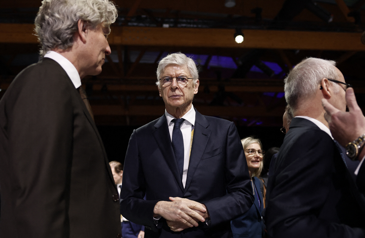 '침투 장인' 손흥민 득점 폭발 초대형 호재, 벵거룰 시범 도입...미국…