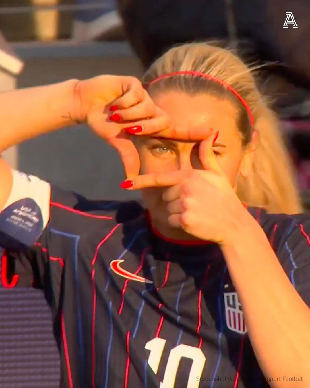 '170경기 38골' 미국 여자 국대 레전드 미녀, 손흥민 샤라웃 수없이…