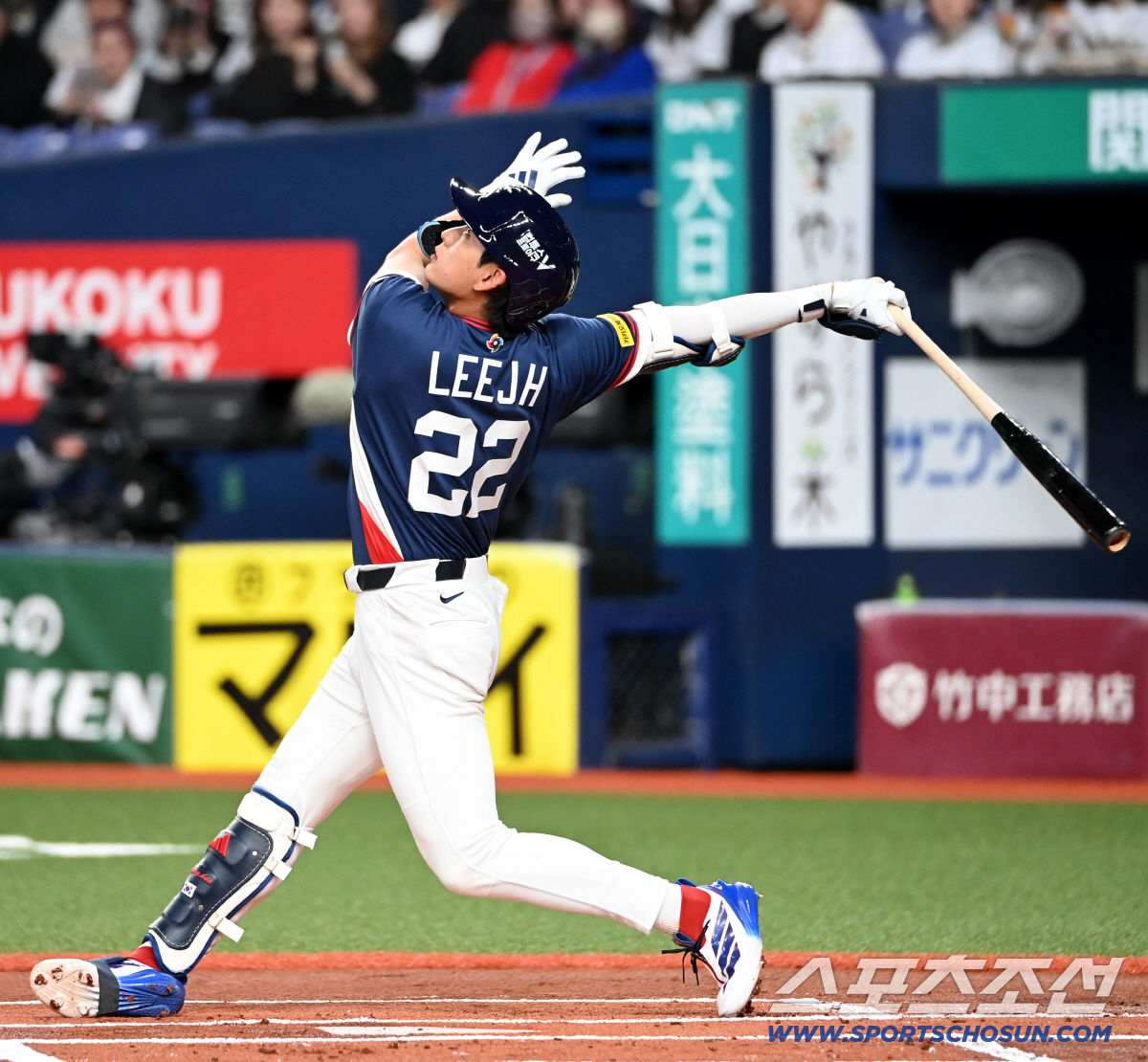 [포토] 이정후, 힘껏 노려쳤으나