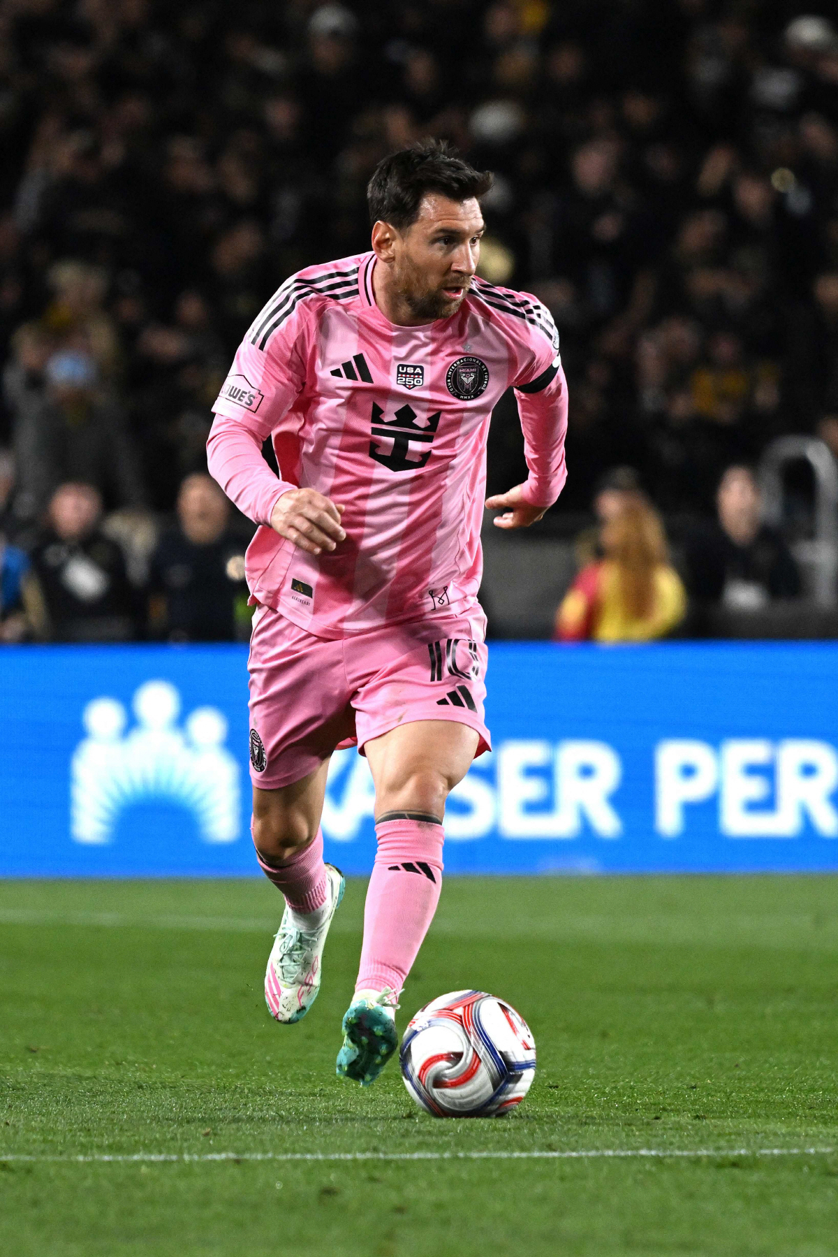 '역대급 오피셜' 미쳤다! 대패 후 열받은 메시, 결국 손흥민과 한 팀에…