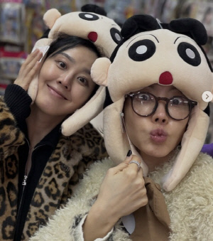 앙미라, '3·1절 日여행' 논란에 억울함 토로 