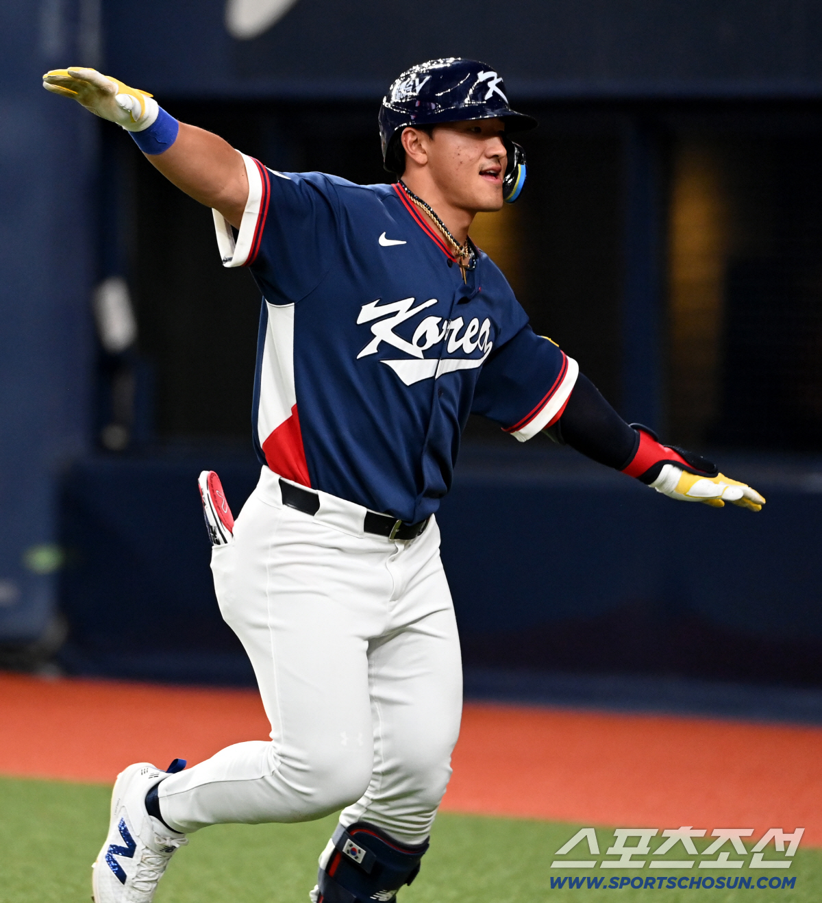 '김도영·위트컴·안현민 홈런쇼+더닝 쾌투' 韓 좋았는데, LG 듀오 5실…