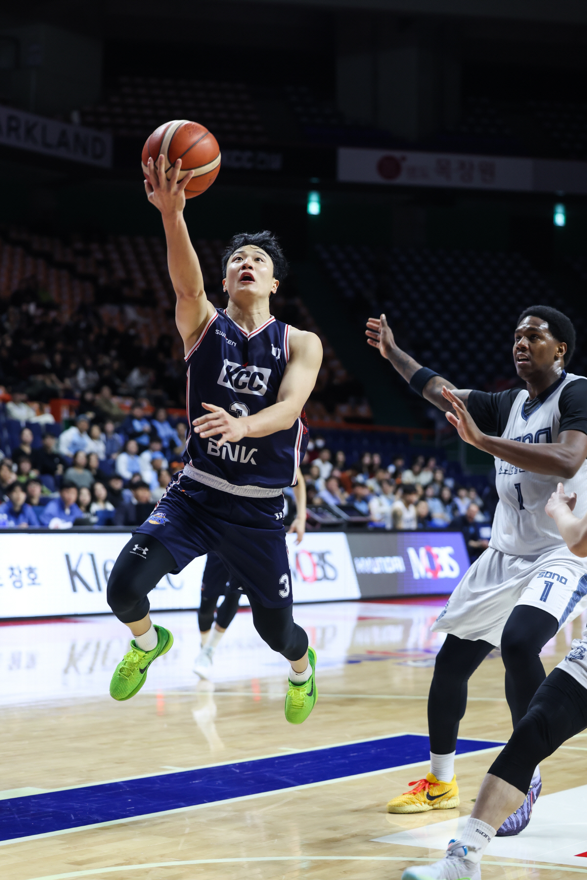 '인기투표 1위? 내가 더 비싸' KBL 인기선수 경쟁 '춘추전국시대'……