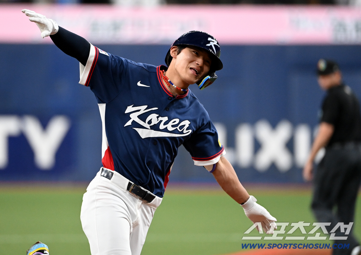 '韓 타선 미쳤다' 日 대표팀 제압한 NPB팀 폭격하다니…적장 "굉장히 …