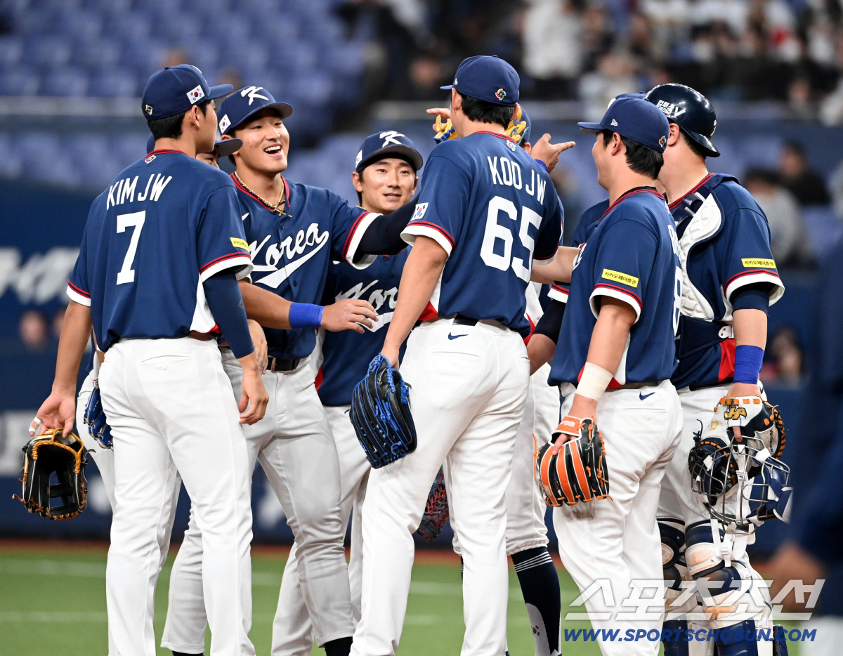 '韓 타선 미쳤다' 日 대표팀 제압한 NPB팀 폭격하다니…적장 "굉장히 …