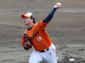 페라자→강백호→이도윤→김태연→오재원 홈런 5방으로 10점 폭격. 삼성에 11대7 승리 한화, 오키나와 3연패뒤 5연승으로 마무리