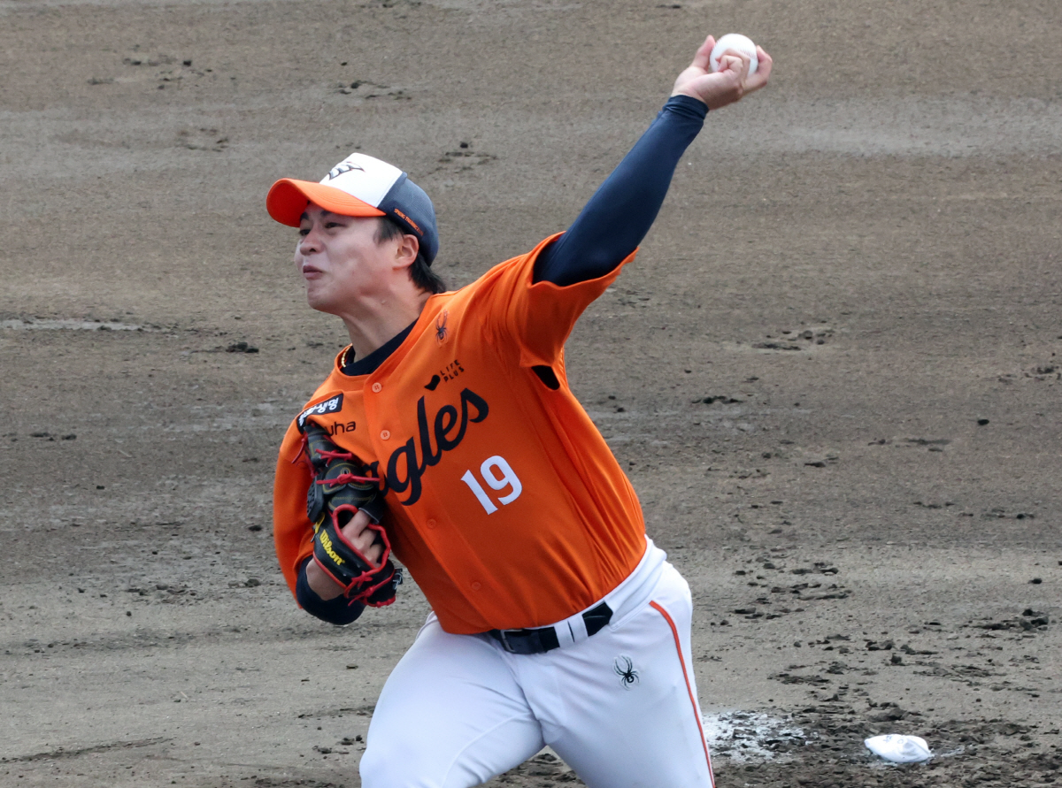 페라자→강백호→이도윤→김태연→오재원 홈런 5방으로 10점 폭격. 삼성에 …