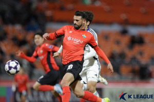 [ACLE 현장리뷰] '탄식의 골대 강타' 강원, 일본 최강 마치다와 아쉬운 0-0 무...그래도 8강 희망 봤다 '나상호 59분'