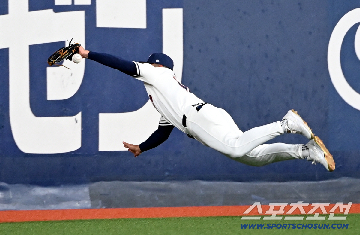 "대표팀 춤추게 하는 에너자이저" 무안타? 걱정 안해, 류지현의 이유있던…