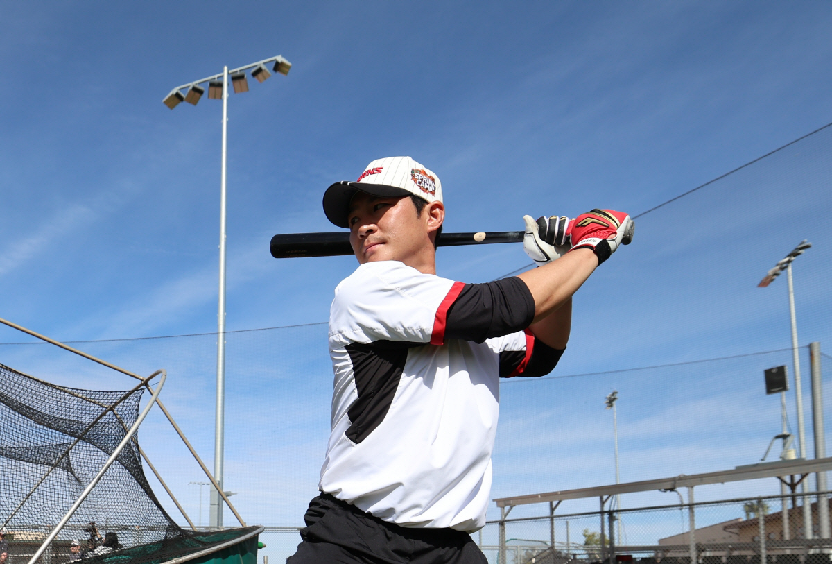 "제2의 오지환? 아직 일러…박용택 선배님보다 오래 뛸 거라서" FA 2…