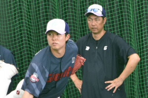 日 아쿼 투수들 집단 비상, 태연한 척 '혼내'는 다르다, 소리없는 아우성, 