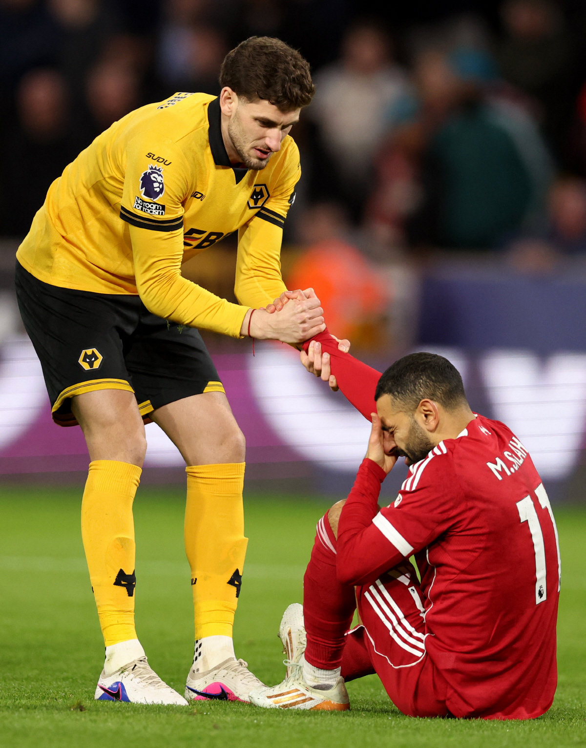 "혼자는 못 죽지" 황희찬의 울버햄튼 또또 미쳤다! 리버풀에 2-1 깜짝…