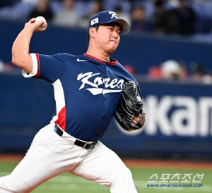 '충격 밀어내기 볼넷' 고우석마저, '9볼넷' 韓 누굴 믿어야 하나…