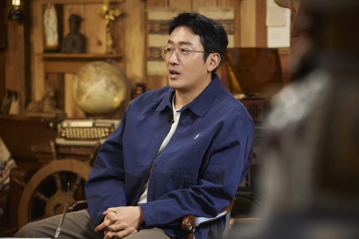 '건물주' 하정우의 후회되는 순간? "몇몇의 잘못된 투자" 고백('강호동네서점')