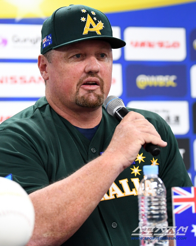 "한국 이긴 거 봤잖아" 다크호스 호주, 'WBC 첫 1R 통과' 이끈 …