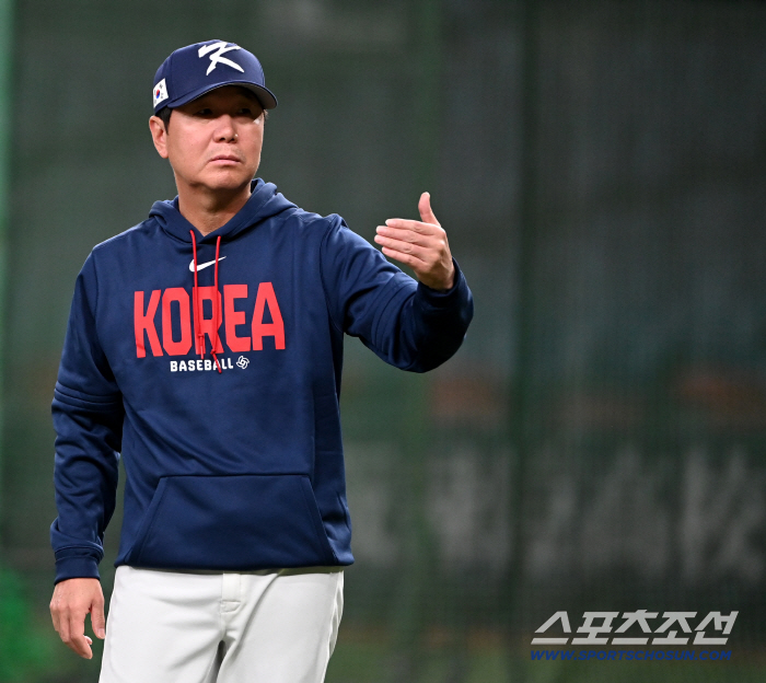 '체코전 선발 전격 공개' 류지현 감독…"최고 인기 스포츠인데, 최근 실망만 드렸다"[도쿄 일문일답]