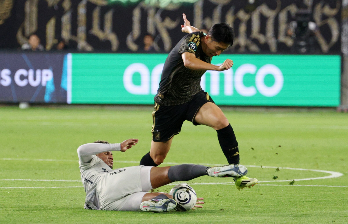 '음바페 호드리구 부상, 남의 일이 아니다' 아킬레스건 차인 손흥민, 집…