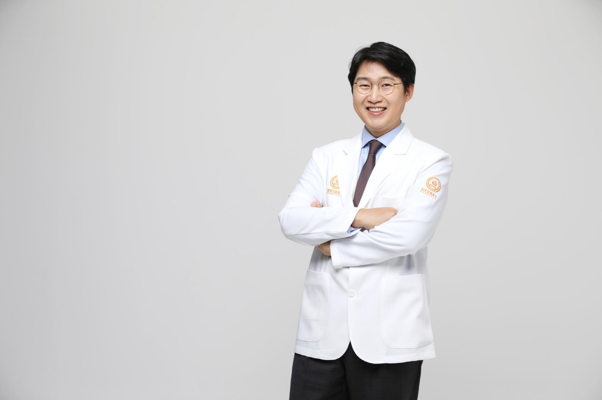 메드렉스병원, AI가 설계하고 줄기세포가 채우는 '자기 관절 보존' 새 …