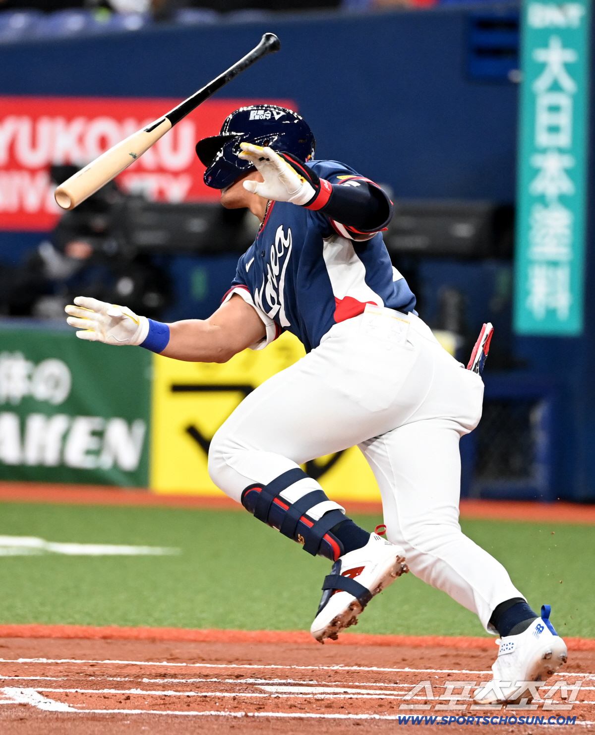 세계가 반했다! 오사카 하늘에 날린 안현민의 시원한 '빠던', WBC도 …