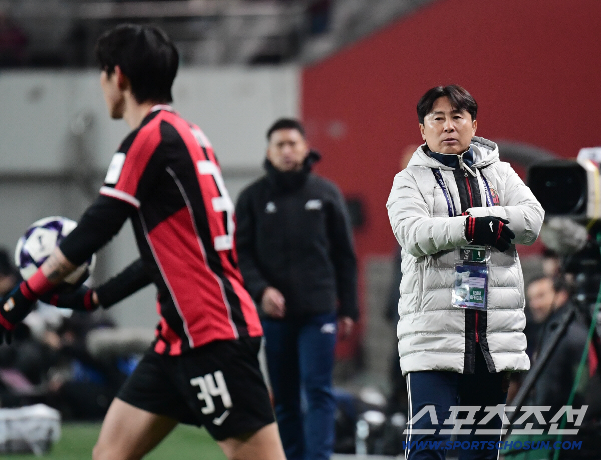 [현장리뷰]"6503명의 함성" '설욕은 없었다' 후이즈 PK 실축 FC…