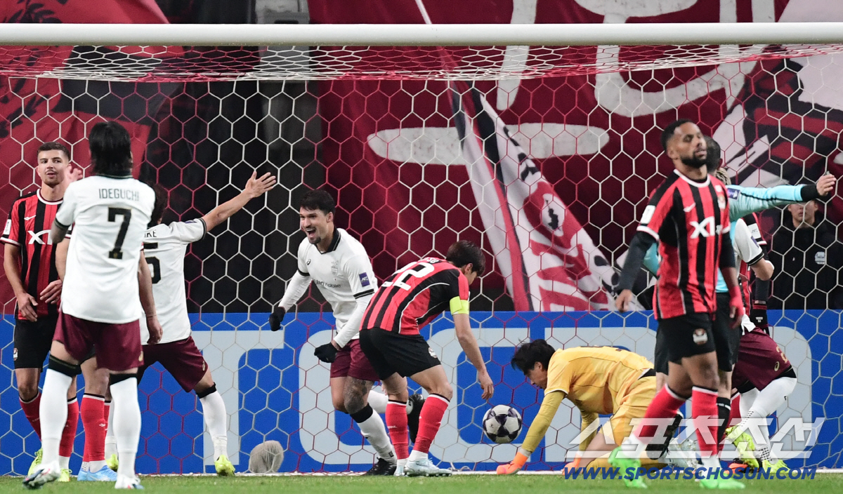 [현장리뷰]"6503명의 함성" '설욕은 없었다' 후이즈 PK 실축 FC…