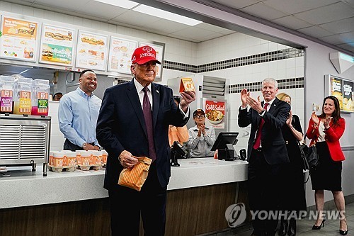 트럼프의 `텍사스 근심`…"내 지지 못받는 경선후보 사퇴해야"