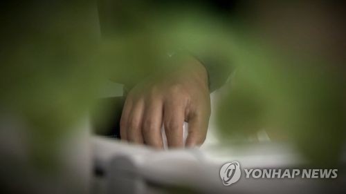 노동청 "성적수치심 느낄 만큼 과한 근접행위, 성희롱 인정"
