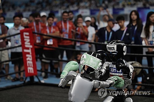 美압박에 `맞불`…中총리, 전인대서 "과학기술 자립자강" 또 강조