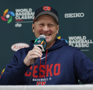 소방관-전기공-우주엔지니어-교사…'낭만야구' 체코 선수들 본업 화제, 류지현호 향한 시선은 '리스펙'