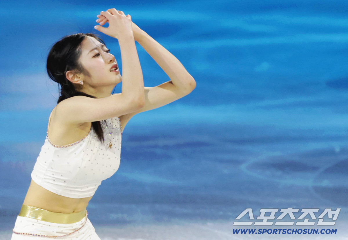 日 폭발! "제2의 김연아 제일 귀여워", "정말 아름다워" 韓 여자 피…