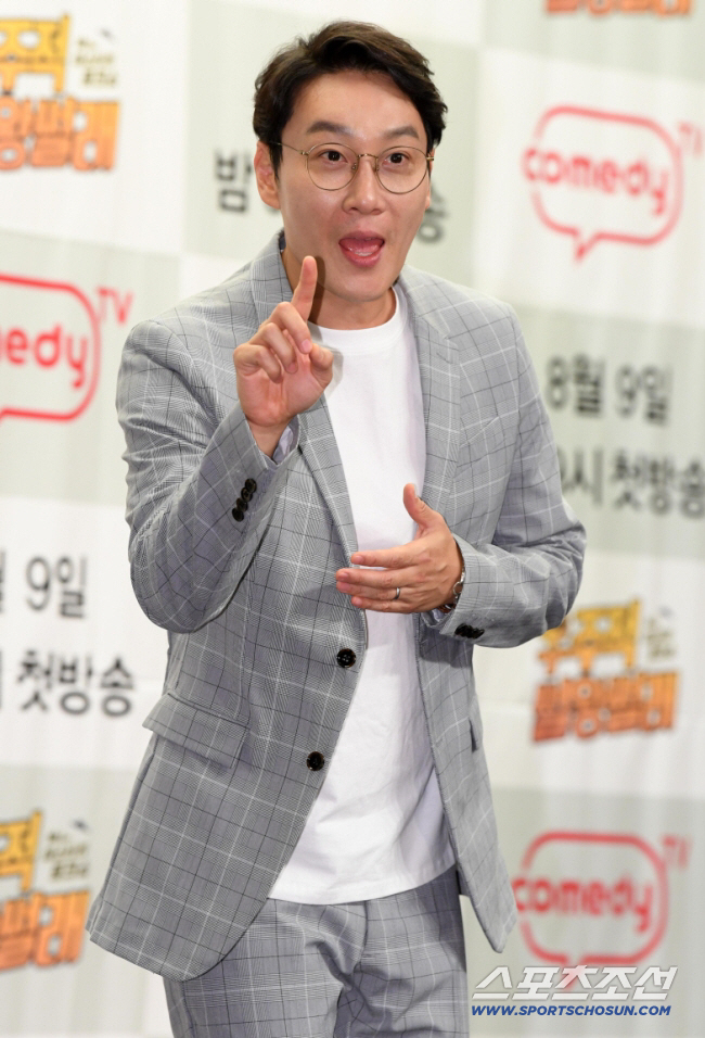 이휘재, 연예계 은퇴 아니었다 "복귀 의지 강해, 韓서 제작진 미팅"