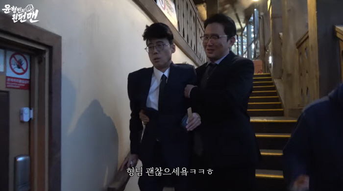 '185cm·57kg' 이윤석, 놀이기구 타다 '가발 날아가' 혼절 