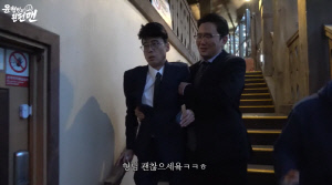 '185cm·57kg' 이윤석, 놀이기구 타다 '가발 날아가' 혼절 