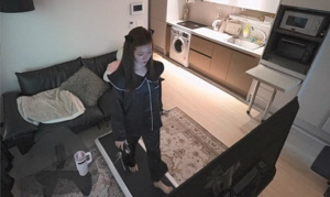 빌리 츠키, '원룸→거실 침실' 이사..한국살이 10년만 성공했네