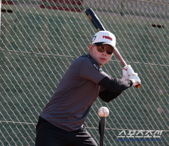첫 경기부터 액땜? 2루수에 헤드샷 어질! 떠난 현수형 조언에 러닝까지 …