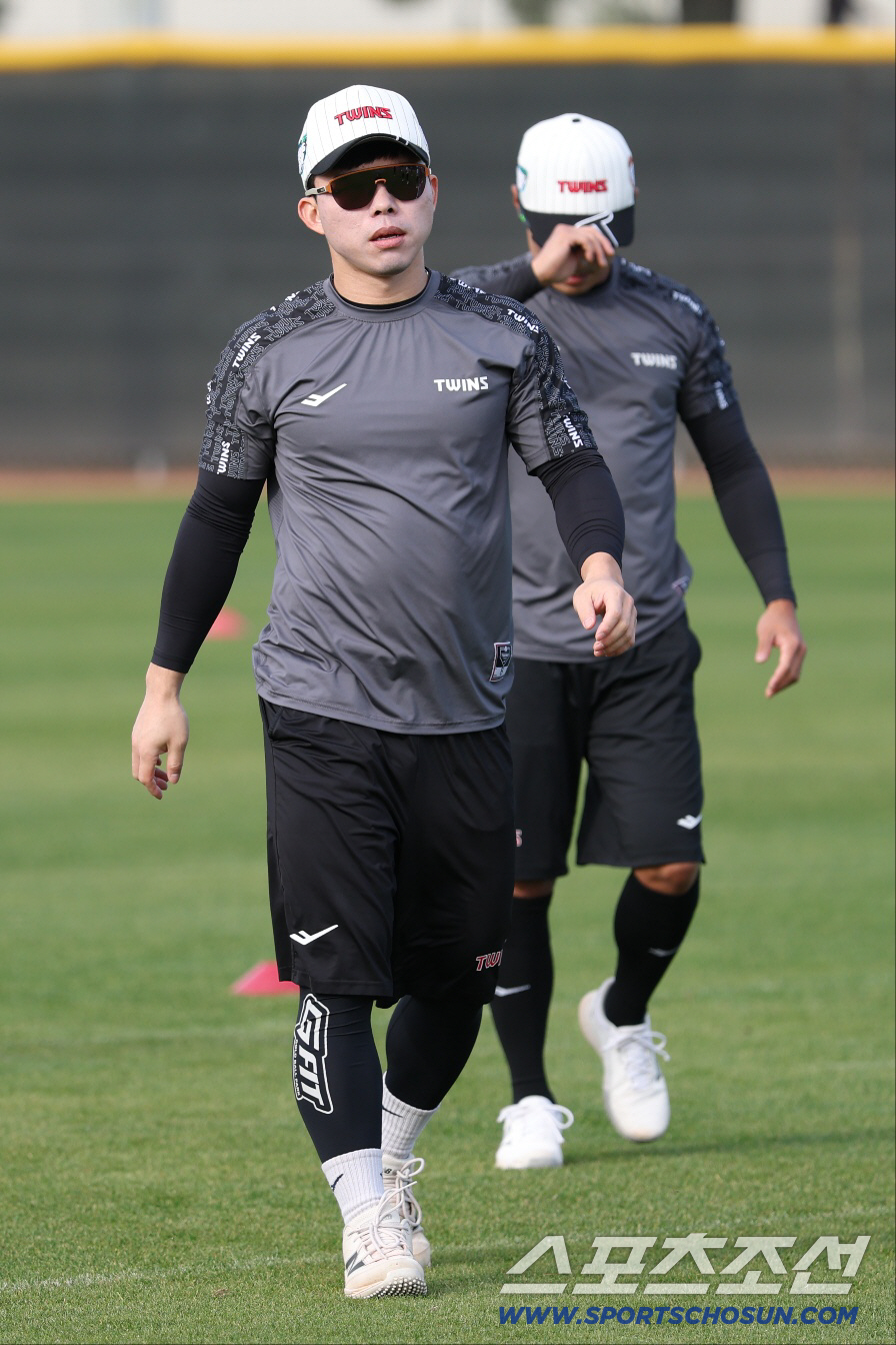 첫 경기부터 액땜? 2루수에 헤드샷 어질! 떠난 현수형 조언에 러닝까지 …