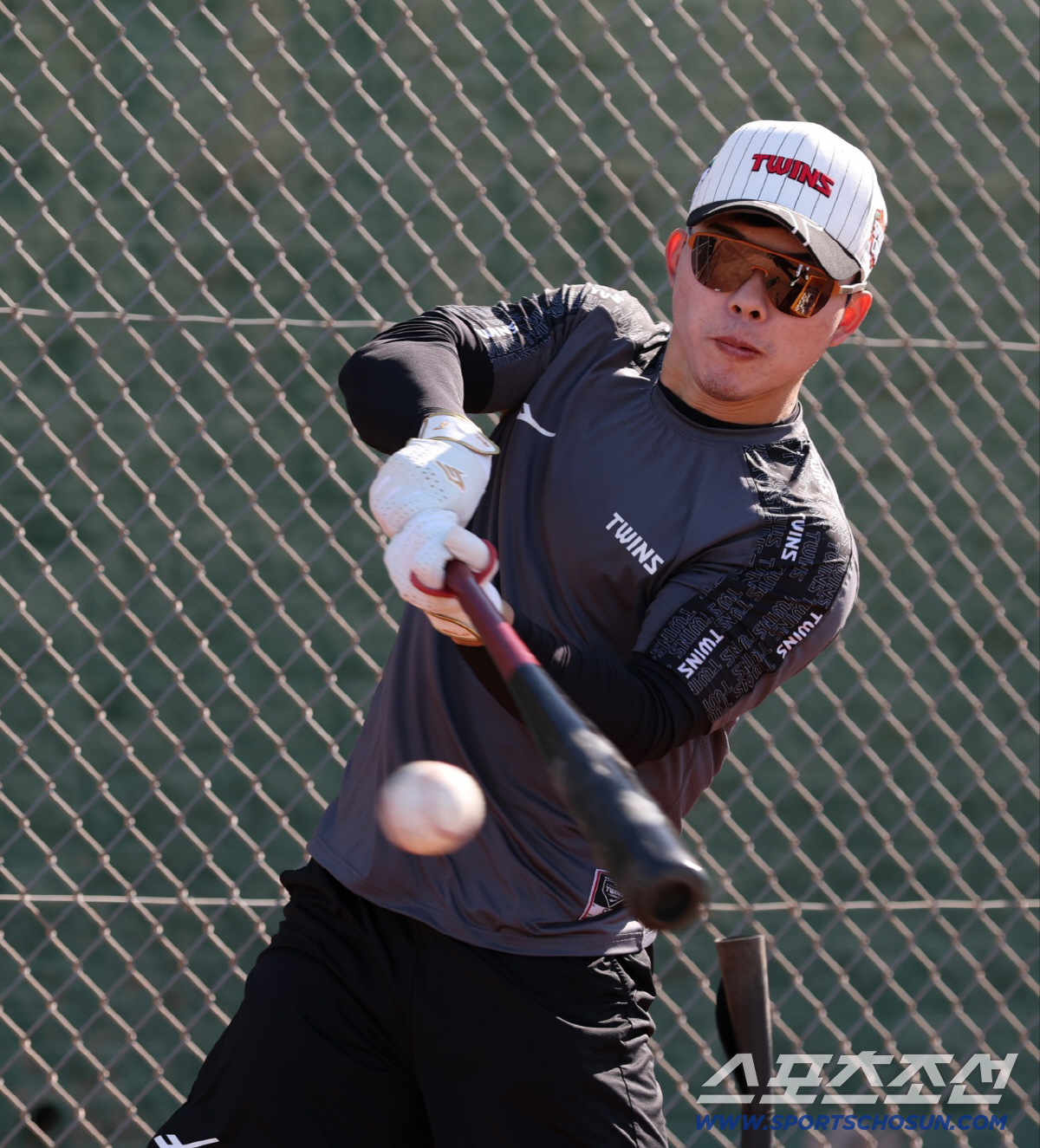 첫 경기부터 액땜? 2루수에 헤드샷 어질! 떠난 현수형 조언에 러닝까지 …