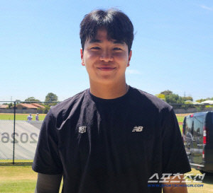 'ERA 0.89 → 6.99' 후반기 악몽은 잊어라! 부상 아픔 딛고 우뚝…KT 손동현의 부활 다짐 [SC피플]